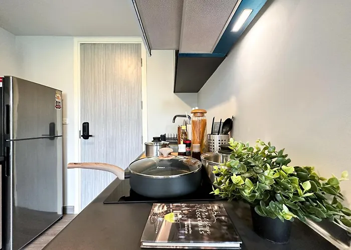 Serene Tropical 1br - Ultra Fast Wifi - Sathorn * Bangkok
